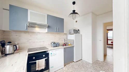 Private room at 5 Boulevard Du Recteur Jean Sarrailh, image 12 of 40