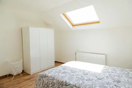Apartamento inteiro em Rue du Commerce, Montignies-sur-Sambre, imagem 5 de 10
