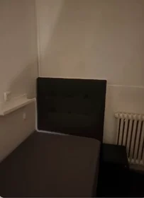 Private room at Glaðheimar, Reykjavik, image 10 of 10