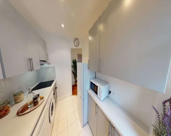 Quarto privado em Rue de Prague, imagem 1 de 10