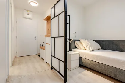 Całe miejsce Ivanská cesta 36A, obraz 15 30