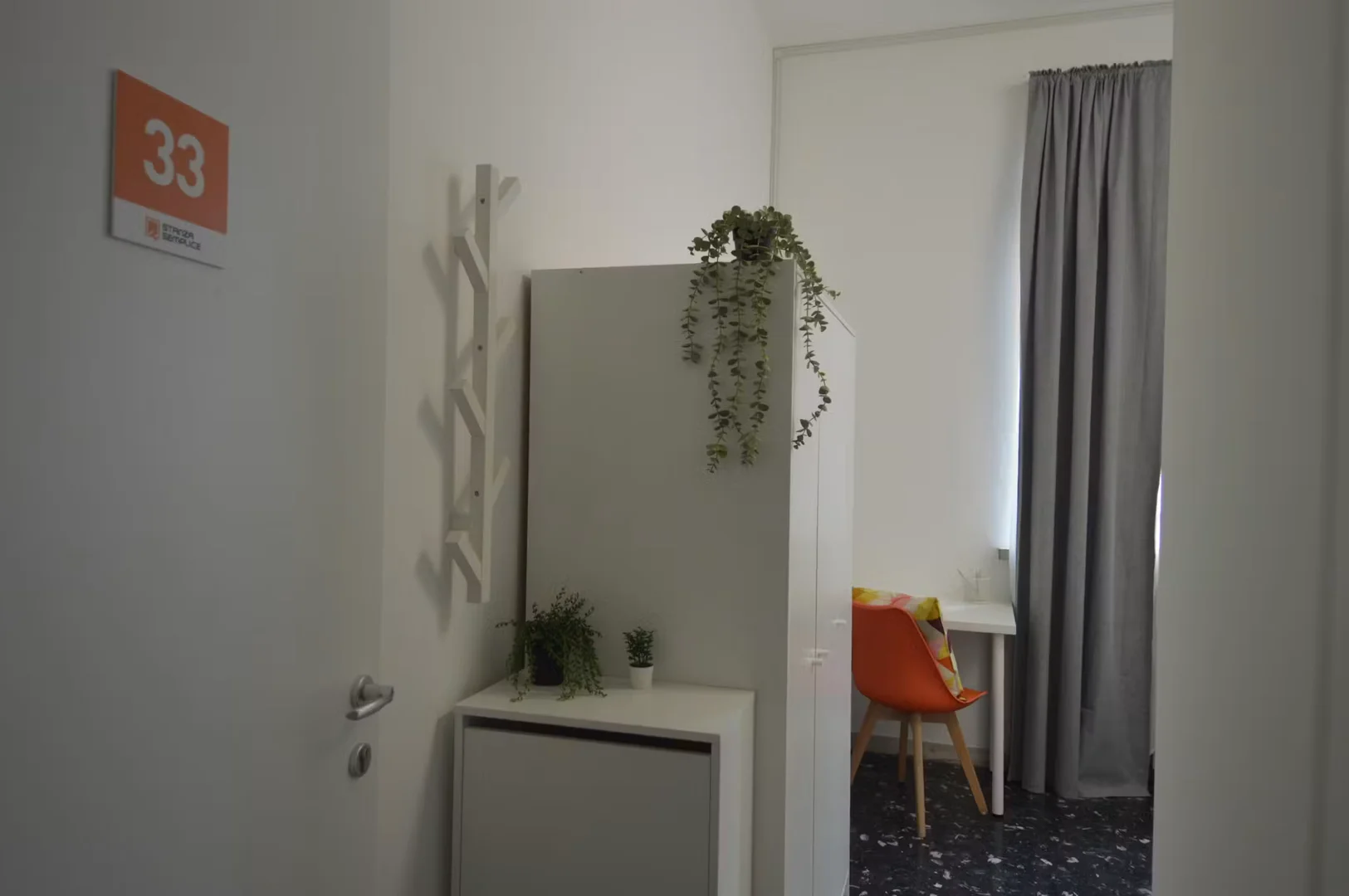 Komfortables und geräumiges Studentenzimmer in