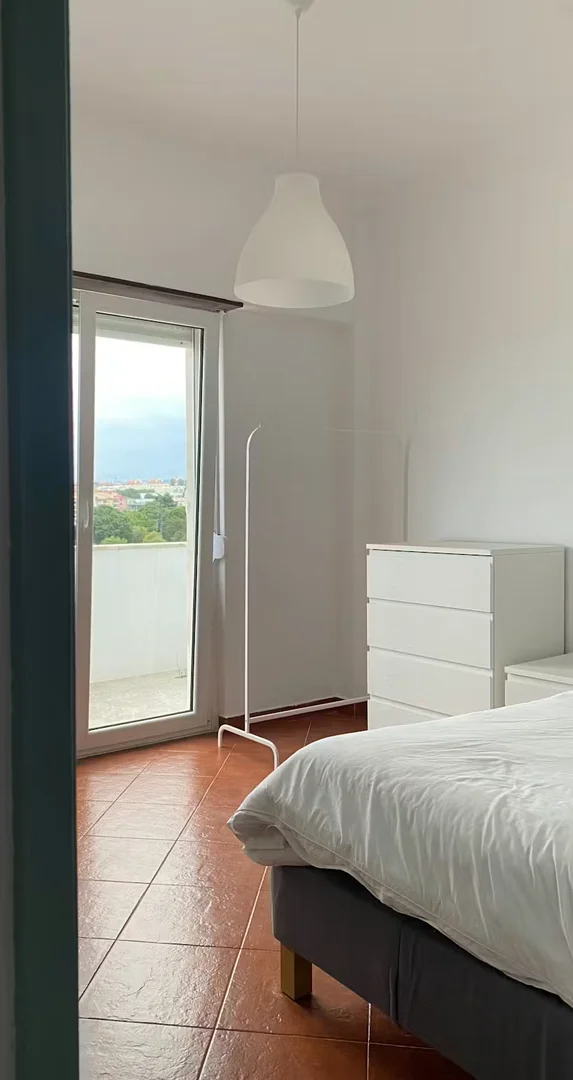 bölgesinde uygun konuma sahip ekonomik öğrenci odası