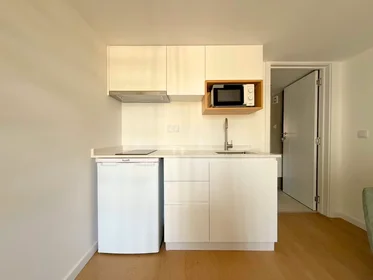 Appartamento intero in Avenida Dom Francisco Maria da Silva, Monte, immagine 8 di 10