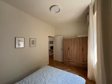 Logement entier à Via Milazzo, Porto, image 4 de 8