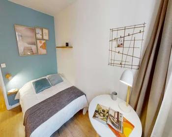 Stanza privata in Rue François Villon, immagine 1 di 10