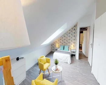 Quarto privado em 14 Rue de Wazemmes, 59000 Lille, France, imagem 1 de 10