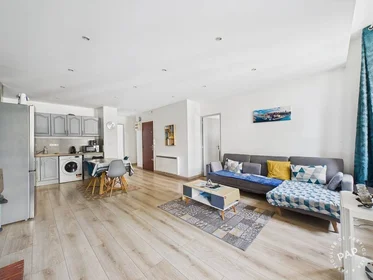 Habitación privada en Marseille, 13003, imagen 1 de 10