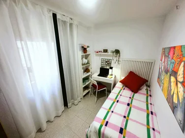 Prywatny pokój Carrer Garbinet, obraz 7 29