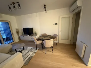 Logement entier à Prilaz baruna Filipovića 23B, image 1 de 10