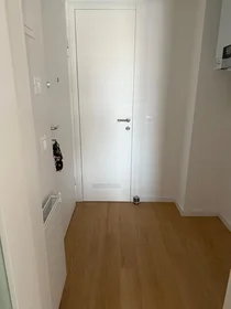 Apartamento inteiro em Prilaz baruna Filipovića 23B, imagem 11 de 16