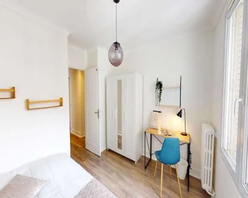 Chambre privée à Rue de Saussure, image 1 de 10