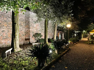 Quarto privado em lucca city center , Lucca, imagem 9 de 17
