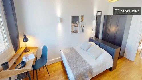 Privatzimmer in der Place de la Porte de Châtillon, bild 13 von 16