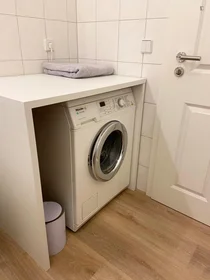Appartamento intero in Winckelmannstraße, immagine 15 di 23