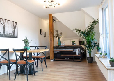 Alojamiento con 3 habitaciones en Wuppertal