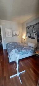 Quarto privado em Carrer Ramon Soldevila, , imagem 1 de 5