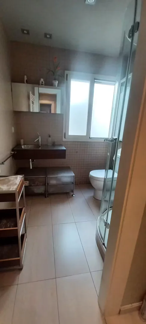 Comfortable and spacious student room in 