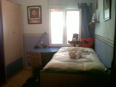 Stanza privata in Calle Estadio, , immagine 1 di 10