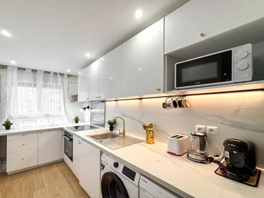 Dairenin tamamı konumu Square la Bruyère, Évry, 4 8 görüntüsü