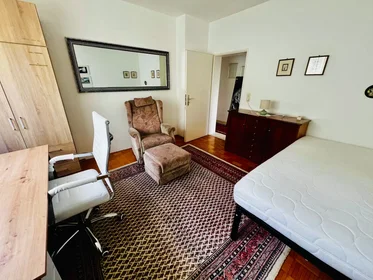 Privatzimmer in der Falkensteiner Straße, Niederhöchstadt, bild 2 von 10