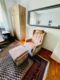 Privatzimmer in der Falkensteiner Straße, Niederhöchstadt, bild 5 von 10