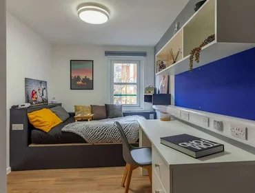 Habitación privada en residencia en The Bridge, Bridge St, Guildford GU1 4SB, United Kingdom, imagen 20 de 28