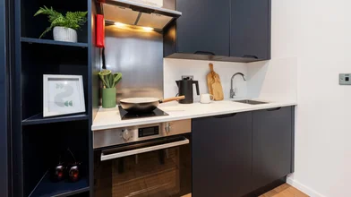 Habitación privada en residencia en The Bridge, Bridge St, Guildford GU1 4SB, United Kingdom, imagen 3 de 29
