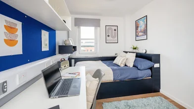 Privatzimmer in der The Bridge, Bridge St, Guildford GU1 4SB, United Kingdom, bild 1 von 10