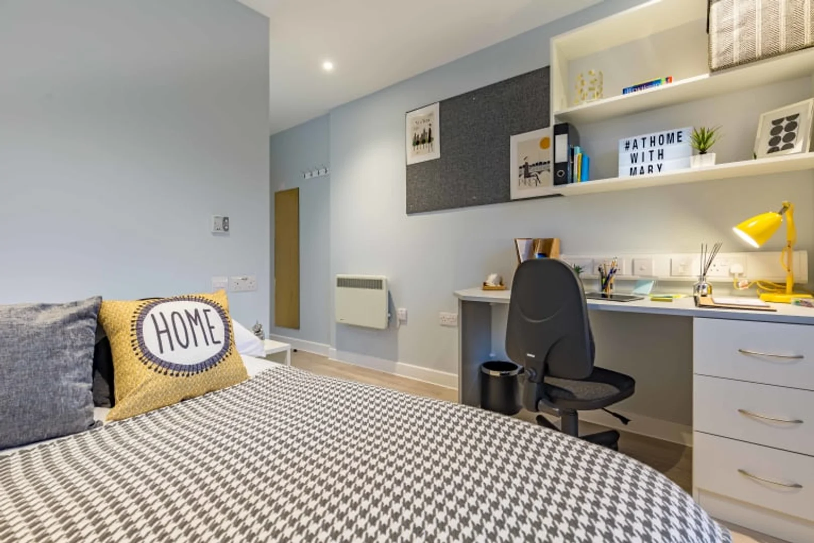 Bright and airy student room with easy university access in