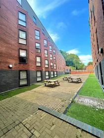 Estudio en residencia en 1 North St, Stoke-on-Trent ST4 7FA, United Kingdom, imagen 10 de 17