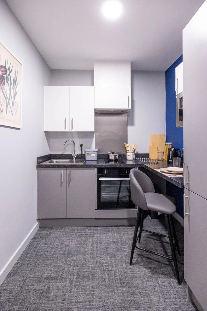 Apartamento estúdio compacto ideal para estudantes em 
