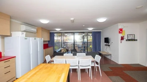 Habitación privada en residencia en 21 Sharon Street, Flora Hill Victoria 3550 Australia, imagen 9 de 11