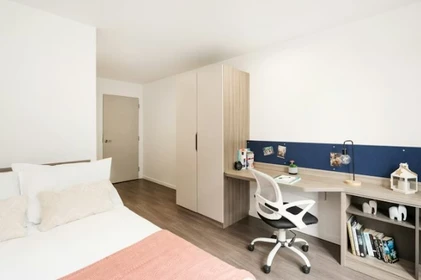 Private room in residence at 17 Hollis Croft, Sheffield City Centre, Sheffield S1 4NQ, United Kingdom, image 2 of 37