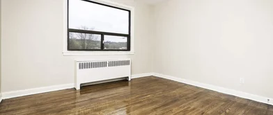 Entire apartment in residence at 4-8 Grant Blvd, Dundas, ON L9H 4L4, Canada, image 1 of 13