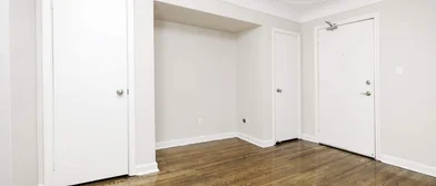Entire apartment in residence at 4-8 Grant Blvd, Dundas, ON L9H 4L4, Canada, image 2 of 13