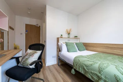 Stanza privata in 357a Great Western St, Manchester M14 4AH, United Kingdom    , immagine 1 di 10