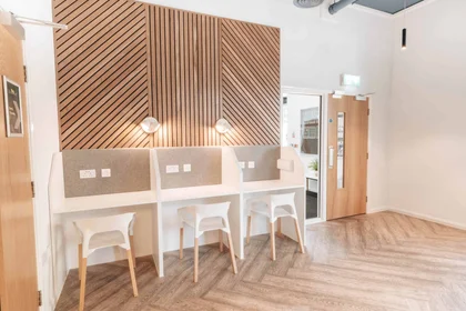 Studio in residence at 13 Between Towns Rd, Oxford OX4 3LX, United Kingdom , image 12 of 32