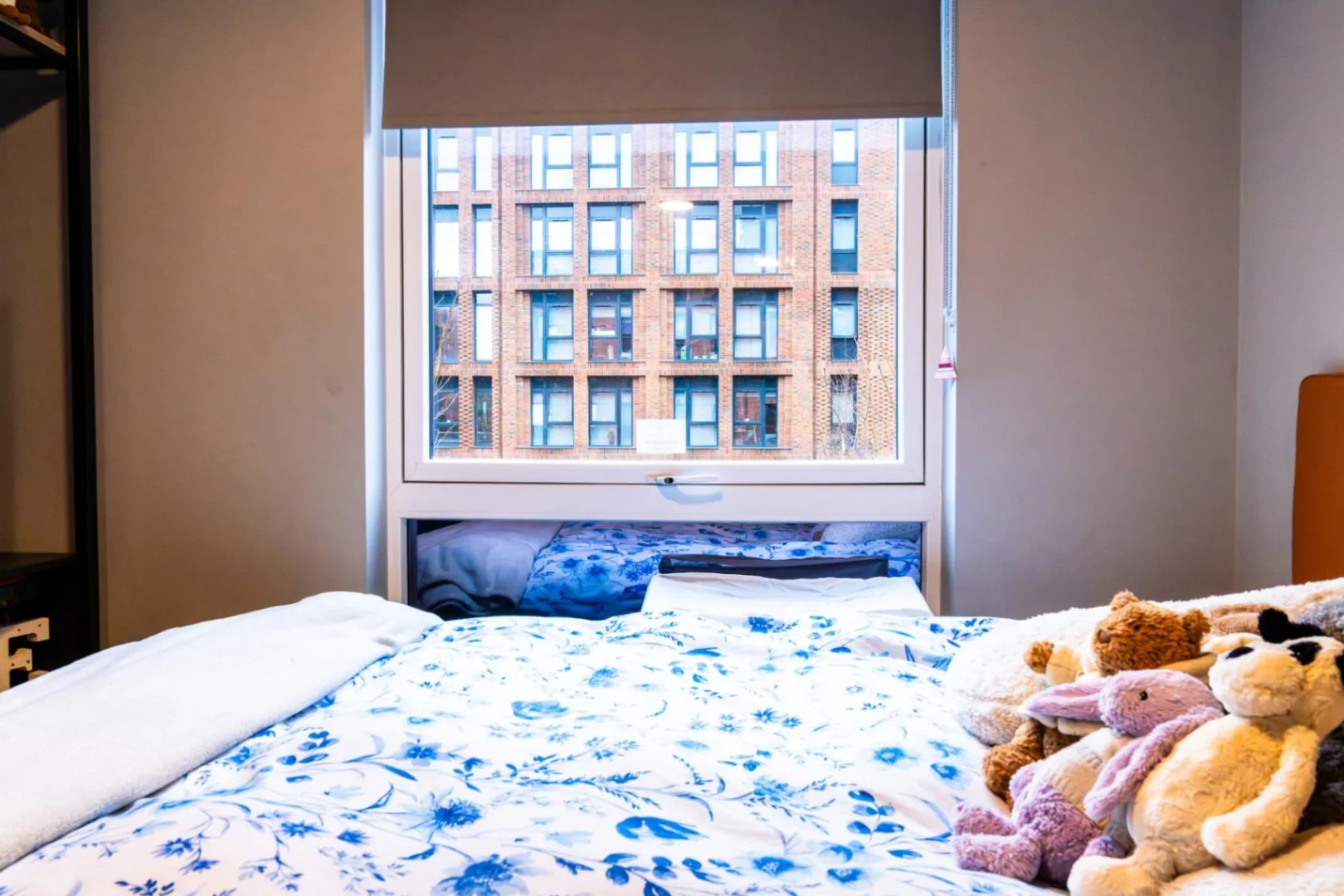 Cómodo estudio para vivir como estudiante en 