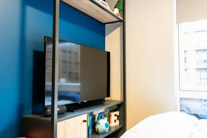 Estudio en residencia en Lido Rd, Guildford GU1 1FQ, United Kingdom, imagen 3 de 46