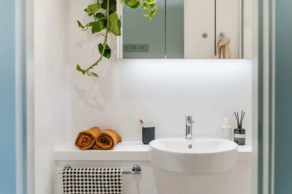 Habitación privada en residencia en 55 Cheapside Street, Glasgow, G3 8BH, UK, imagen 17 de 37