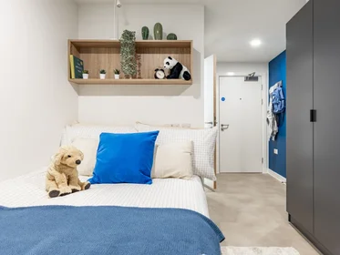 Quarto privado em residência em 16 Moon St, St Paul's, Bristol BS2 8QY, UK, imagem 1 de 46