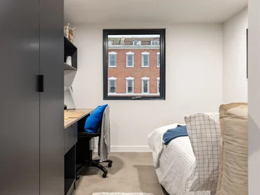 Quarto privado em residência em 16 Moon St, St Paul's, Bristol BS2 8QY, UK, imagem 3 de 46