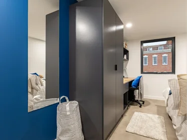 Quarto privado em residência em 16 Moon St, St Paul's, Bristol BS2 8QY, UK, imagem 28 de 46