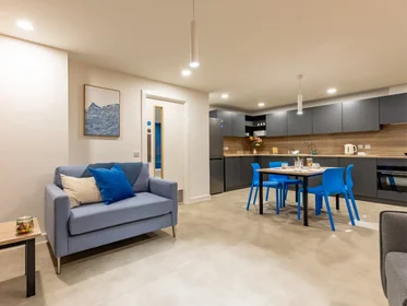 Quarto privado em residência em 16 Moon St, St Paul's, Bristol BS2 8QY, UK, imagem 7 de 46