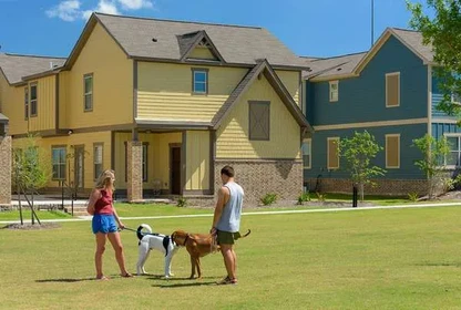Evin tamamı Ikamet yerinde konumu 2045 Jones-Butler Rd, College Station, TX 77840, United States, 32 38 görüntüsü