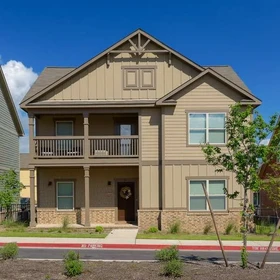 Evin tamamı Ikamet yerinde konumu 2045 Jones-Butler Rd, College Station, TX 77840, United States, 36 38 görüntüsü