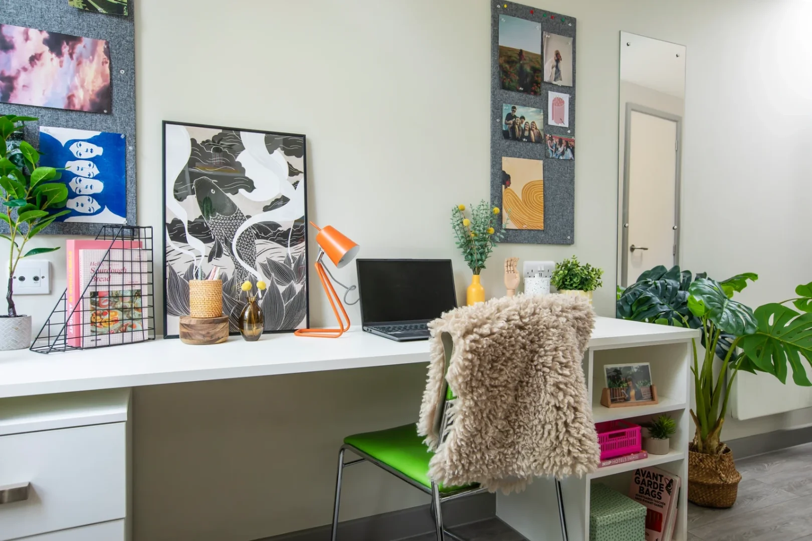 Habitación en apartamento estudiantil en alquiler en , completamente amueblado