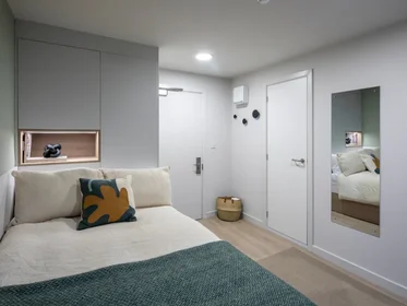 Privatzimmer in der 11 Montrose Terrace, Edinburgh EH7 5AF, United Kingdom, bild 1 von 10
