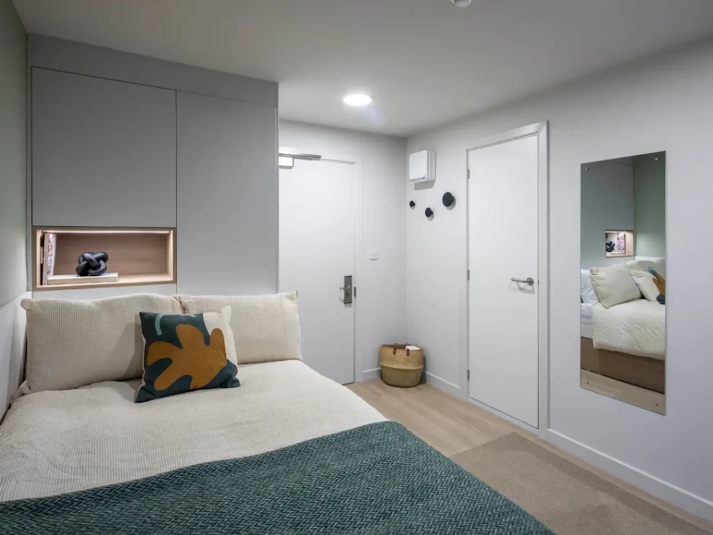 Quarto acolhedor para estudantes disponível em